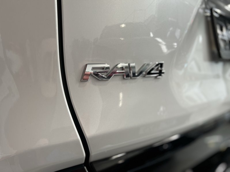 Toyota RAV4 2.5 HEV- FWD 4X2 – SELECTION full