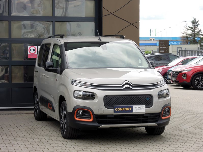 Citroën ë-Berlingo SHINE XTR ELEKTROMOTOR 100kW full