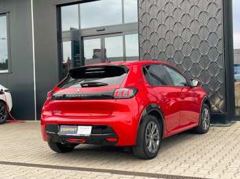 Peugeot 208 e-ALLURE 100 kW full