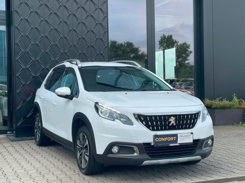 Peugeot 2008 ALLURE 1.2 PureTech 81 kW full