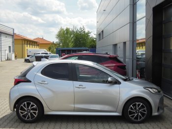 Toyota Yaris STYLE 1,5i CVT 92kW full