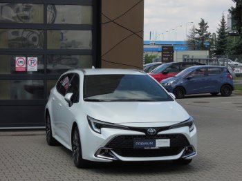 Toyota Corolla STYLE 1,8 HYBRID 72kW e-CVT full