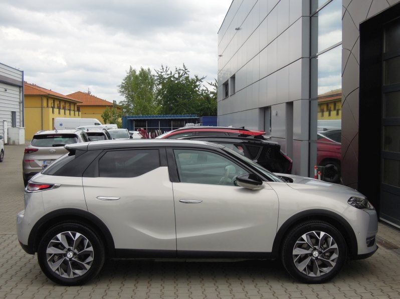 DS Automobiles DS3 RIVOLI E-TENSE CROSSBACK 100kW full