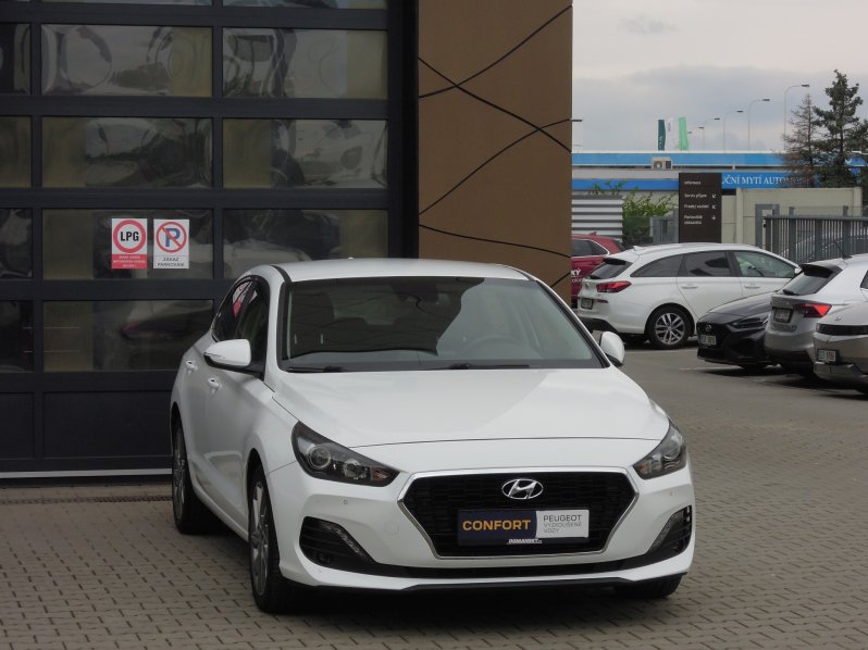 Hyundai i30 STYLE 1,4 TGDi 130kW full