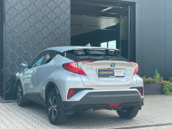 Toyota C-HR ACTIVE 1.8 HYBRID 90 kW full