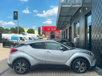 Toyota C-HR ACTIVE 1.8 HYBRID 90 kW full