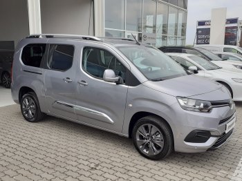 Toyota ProAce City Verso 1.5D-8A/T – FAMILY + SERVIS 3x full