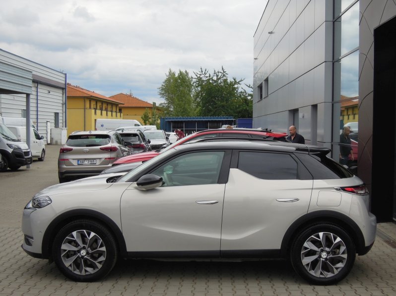 DS Automobiles DS3 RIVOLI E-TENSE CROSSBACK 100kW full