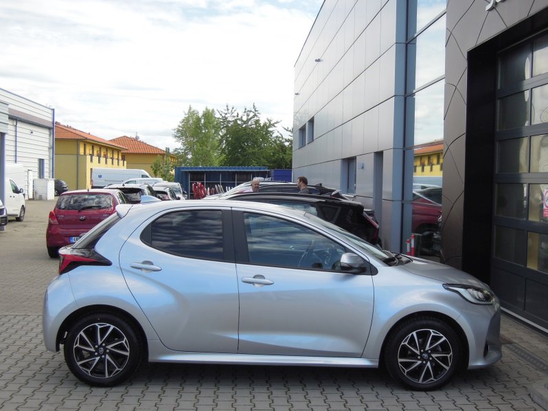 Toyota Yaris STYLE 1,5 92kW AT full