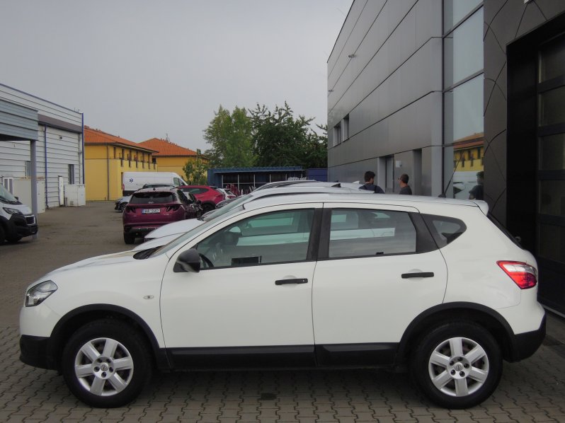 Nissan Qashqai VISIA 1,6i 86kW full