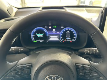 Toyota Yaris 1.5 HEV 130 – Premiere EDITION full