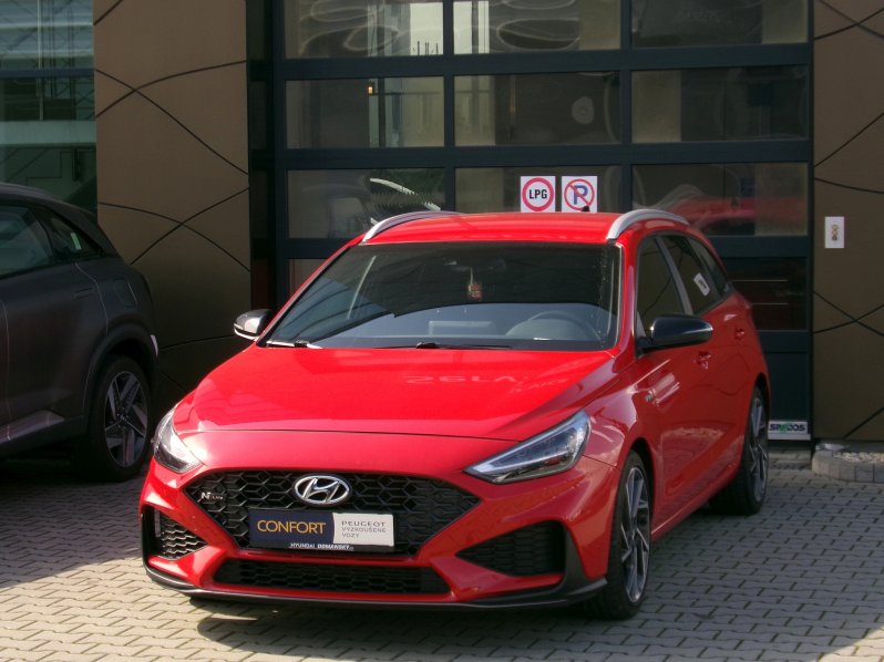 Hyundai i30 WG N LINE 1.5 TGDi MHEV 117kW full