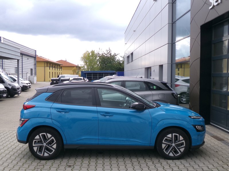 Hyundai Kona PREMIUM ELECTRIC 64kWh full