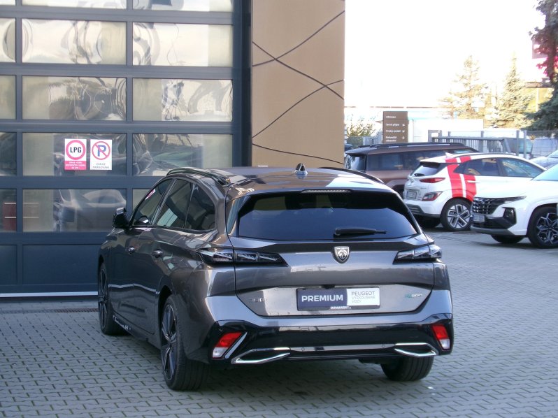 Peugeot 308 E-GT 1,6 PT PHEV 165kW AT8 full