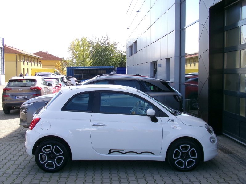 Fiat 500 CLUB  HYBRID 1.0 51kW full