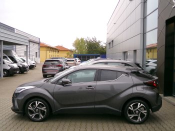 Toyota C-HR STYLE 1,8 72kW AT full