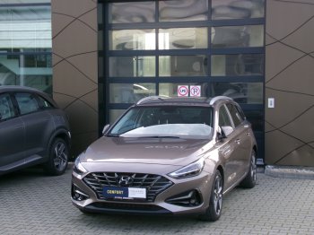 Hyundai i30 STYLE 1,5 TGDi MHEV 117kW full