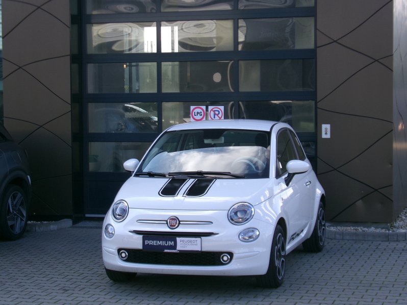 Fiat 500 CLUB  HYBRID 1.0 51kW full