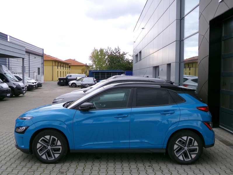 Hyundai Kona PREMIUM ELECTRIC 64kWh full