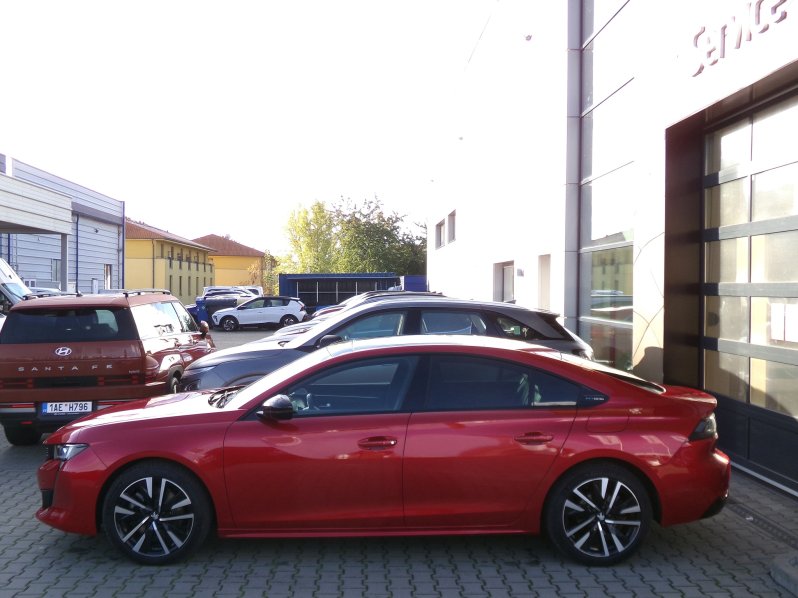 Peugeot 508 E-GT PACK 1,6 PT 165kW AT8 full