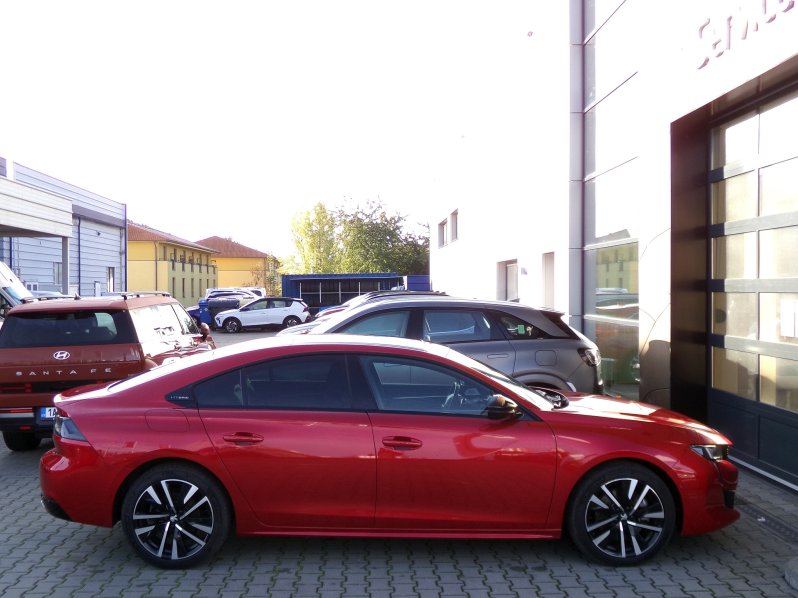 Peugeot 508 E-GT PACK 1,6 PT 165kW AT8 full