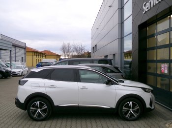 Peugeot 3008 GT HYBRID 1,6 PT 165kW EAT8 full