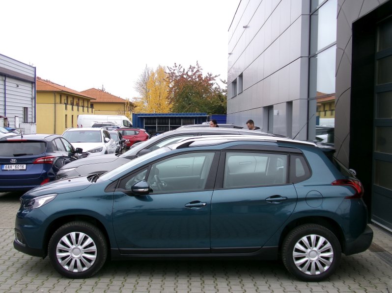 Peugeot 2008 ACTIVE+ 1,2 60kW full