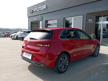 Hyundai i30 HB 1.5 T-GDi DCT MHEV Style full