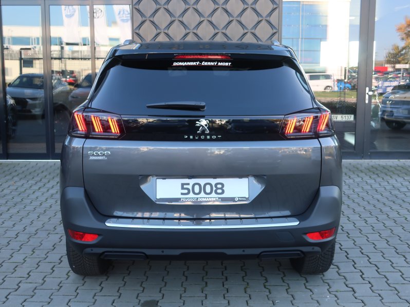 Peugeot 5008 Allure Pack 1.5HDi EAT8 full