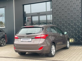 Hyundai i30 STYLE 1.6 GDi 99 kW full