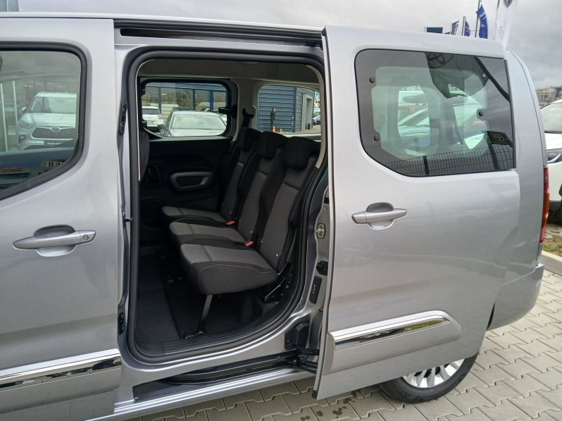 Toyota ProAce City Verso 1,5 D-4D 130K BUSINESS AT8 LWB full