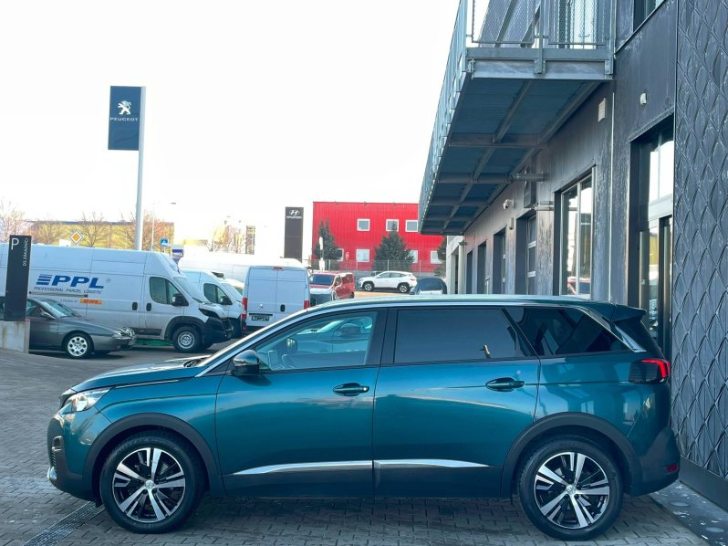 Peugeot 5008 ALLURE 1.2 PureTech 96 kW full